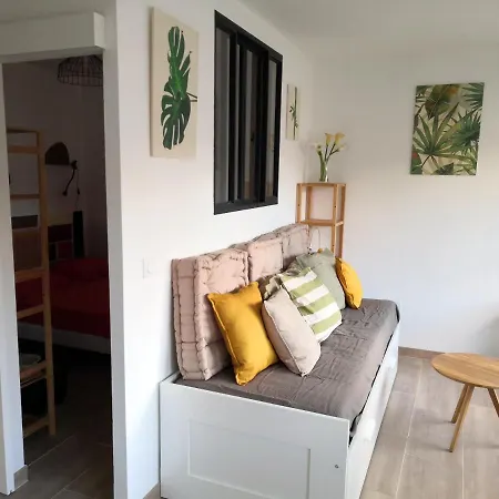 Deux Pieces Climatise Avec Balcon Vieil Antibes Apartment Exterior photo